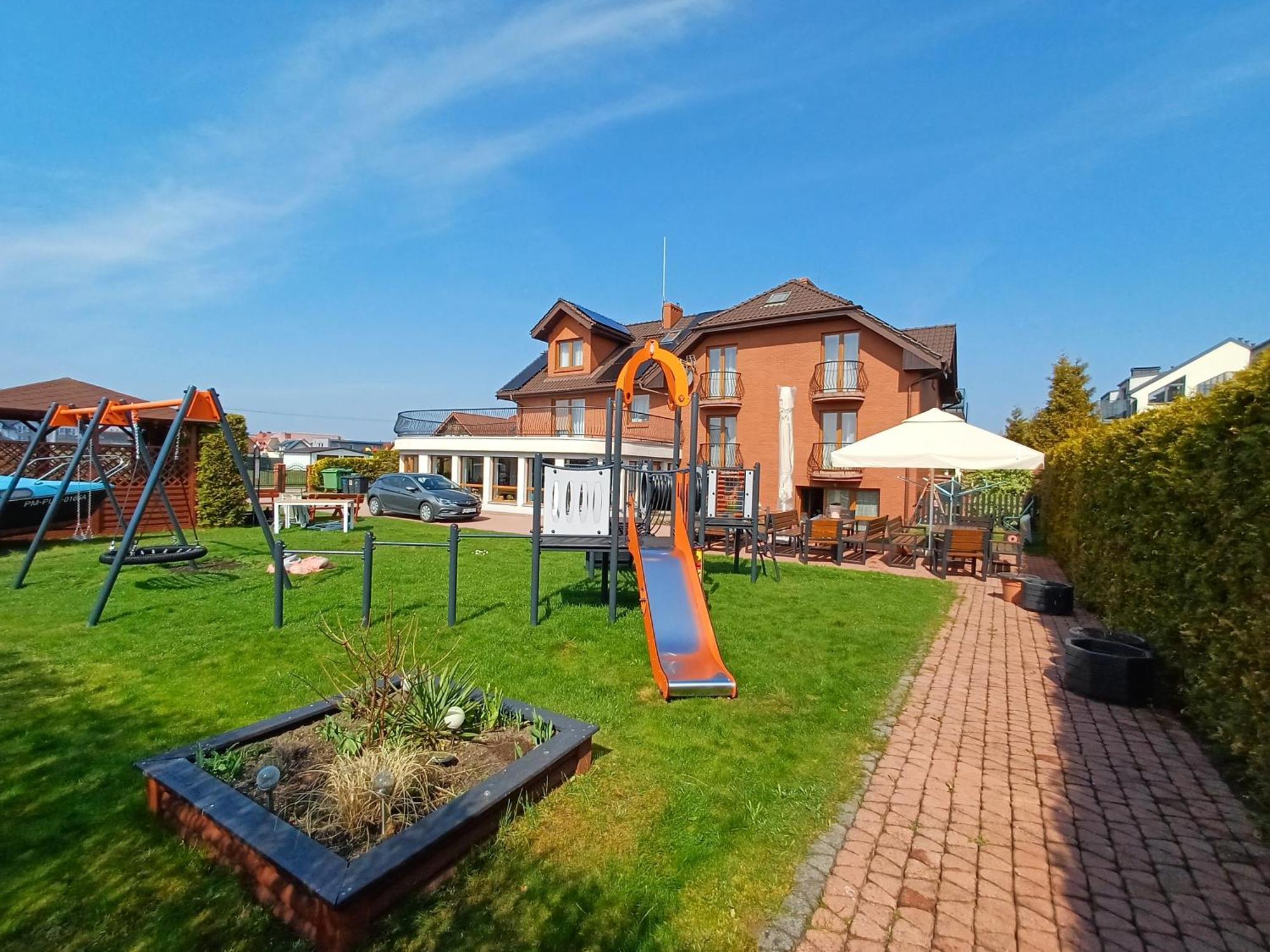Apartamenty Levilla Рева Экстерьер фото